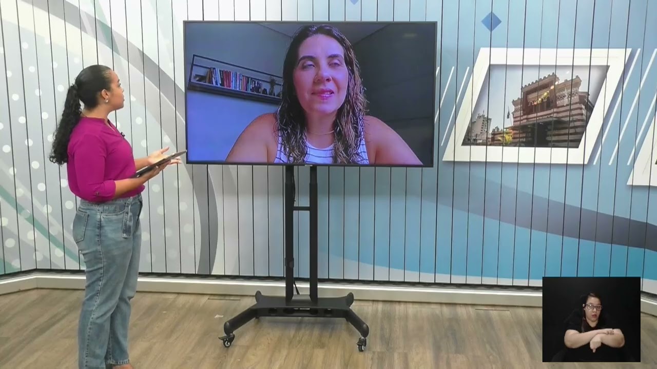 Hematologista Jamile Cunha durante entrevista sobre câncer do sistema linfático no programa Saúde é Vida da TV Câmara Campinas.