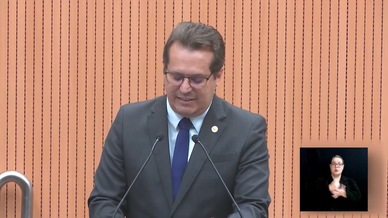 Vereador Vini Oliveira acompanha sessão de julgamento na Câmara Municipal de Campinas que resultou em sua cassação, TV Câmara Campinas