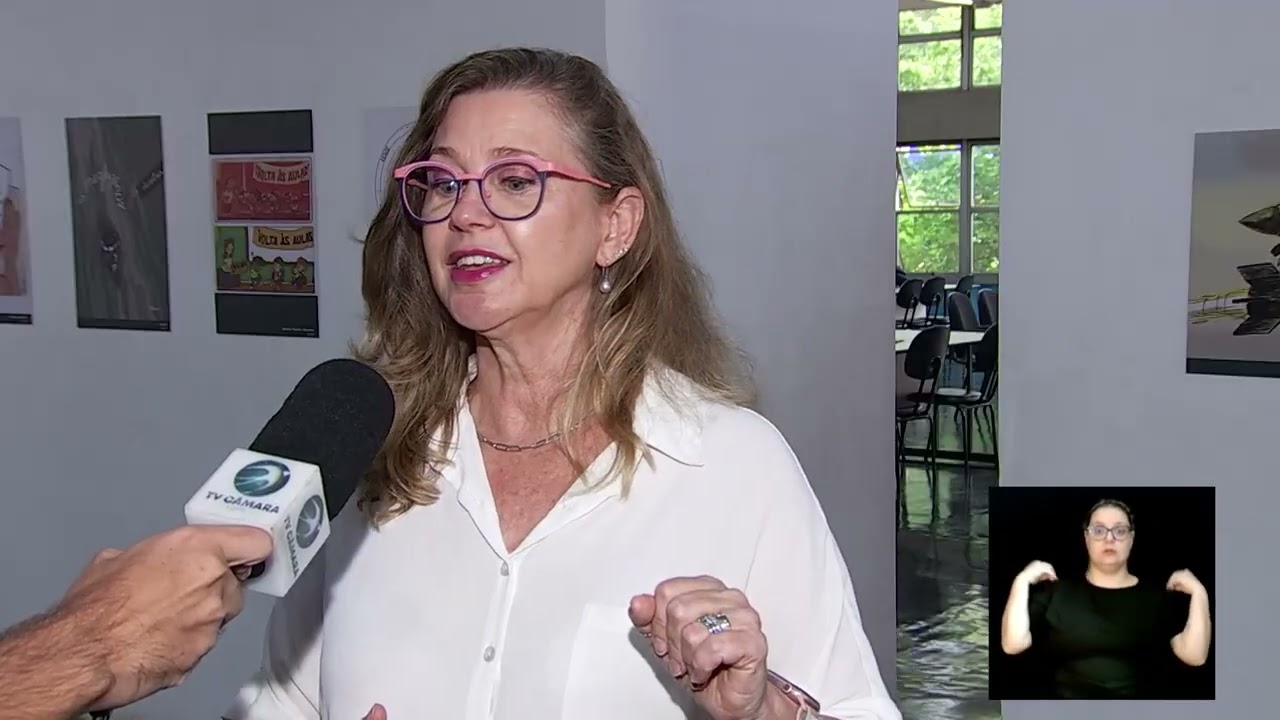 Synnöve Hilkner apresenta caricaturas e charges do Salão de Humor de Piracicaba na Biblioteca Ernesto Manoel Zink, TV Camara Campinas