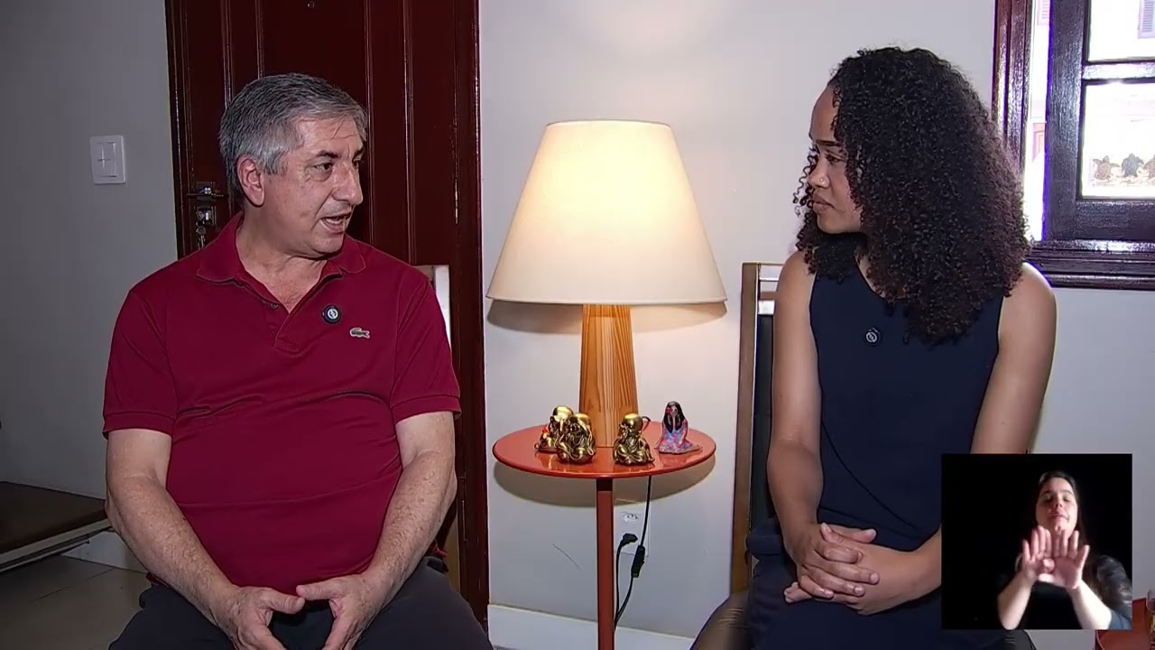 Aparecido Maciel Góes durante entrevista sobre hepatite, cirrose e transplante de fígado no quadro Histórias de Vida da TV Câmara Campinas