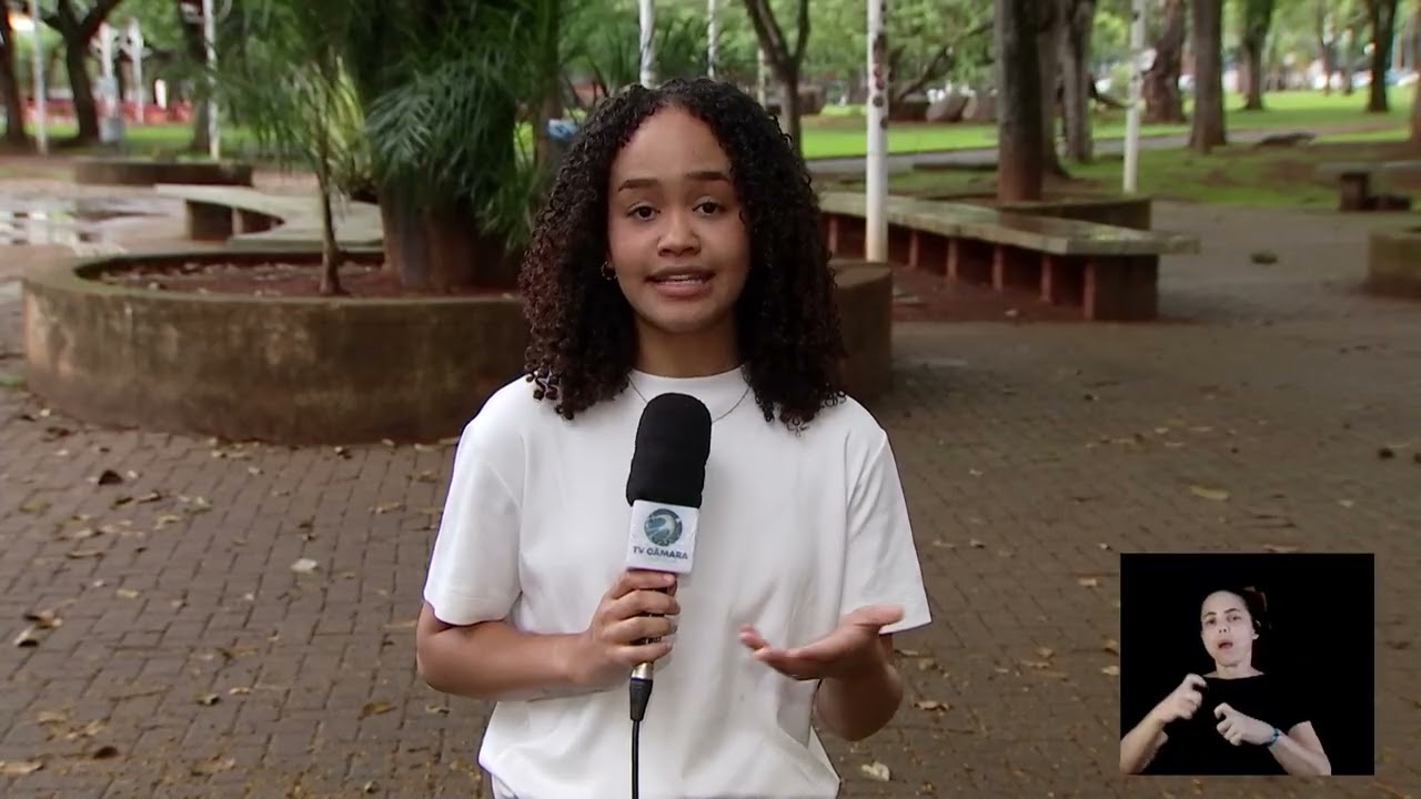 Reitor da Unicamp durante entrevista sobre os 60 anos da universidade em Barão Geraldo, Campinas, para a TV Câmara Campinas